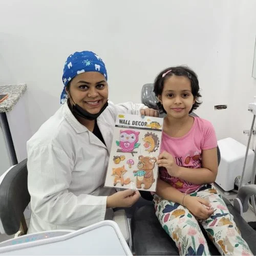 Dr Swati - Best Kids Dentist in Gurgaon - With a Child